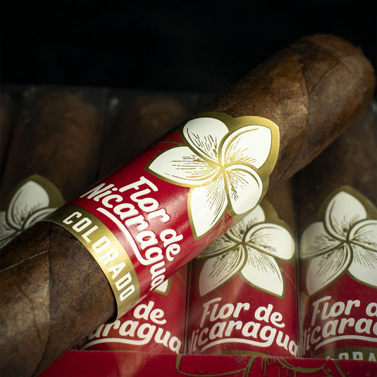 Flor de Nicaragua Colorado Toro Cigar - Single