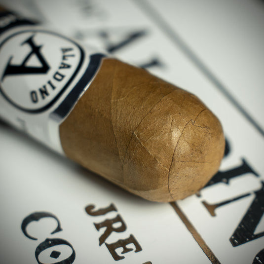 Aladino Connecticut Robusto Cigars - Box of 20