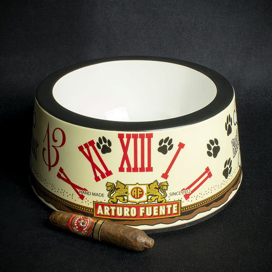 Arturo Fuente Dog Bowl Large + Short Story Cigar