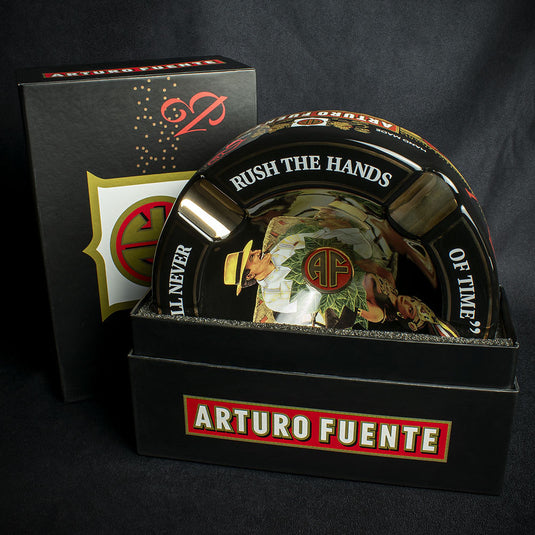 Arturo Fuente Hands of Time Ashtray - Black + Short Story Cigar