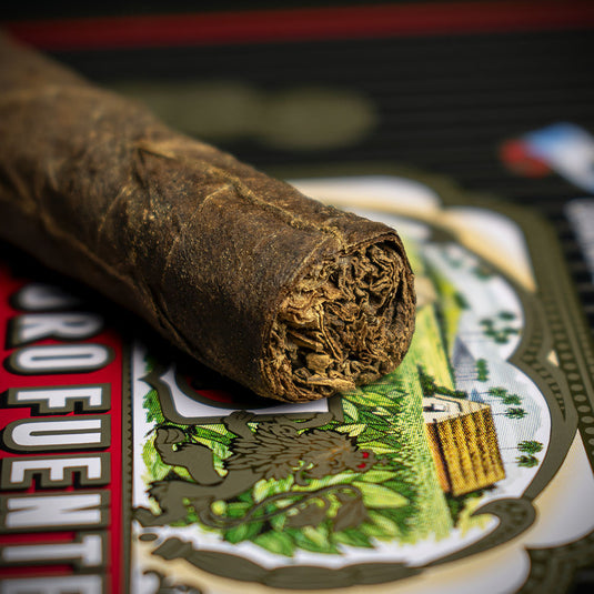 Arturo Fuente Cubanitos Cigars - Tin of 10