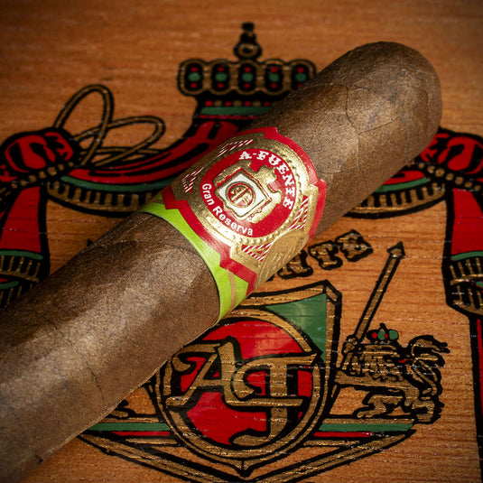 Arturo Fuente Gran Reserva Exquisitos Cigar - Single