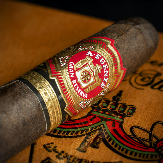 Arturo Fuente Hemingway Short Story Maduro Cigar - Single