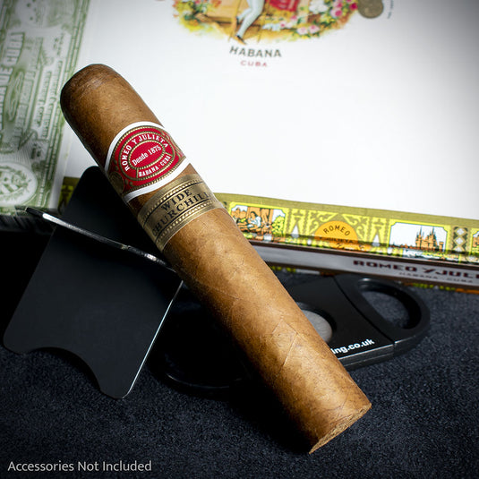 Romeo y Julieta Wide Churchill Cuban Cigar