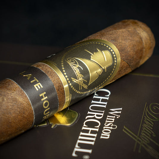 Davidoff Winston Churchill The Late Hour Petit Panatela Cigars - Tin of 5
