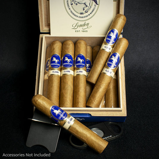 Charatan Nicaraguan Claro Robusto Cigar - Single
