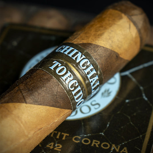 Chinchalero Torcidos Tres Petit Corona Cigars - Bundle of 25