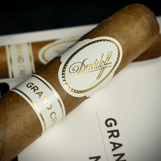 Davidoff Grand Cru No. 5 Cigars - Pack of 5