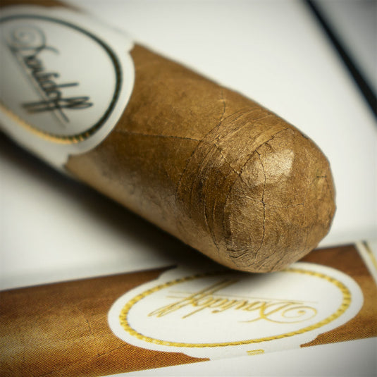 Davidoff Grand Cru No. 5 Cigars - Pack of 5