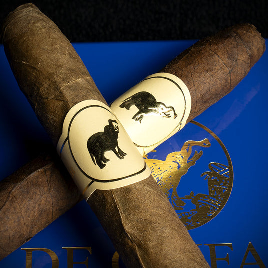 De Olifant Ltd. Kampen 200th Anniversary Corona Panatella - Box of 10 Cigars