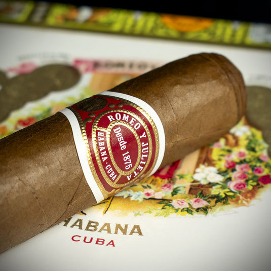 Romeo y Julieta Exhibicion No 4 Cuban Cigar