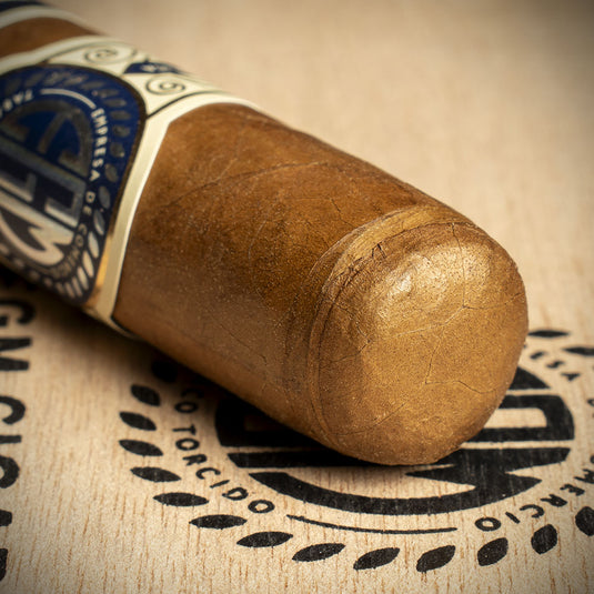 EGM Dominican Robusto Cigar - Single