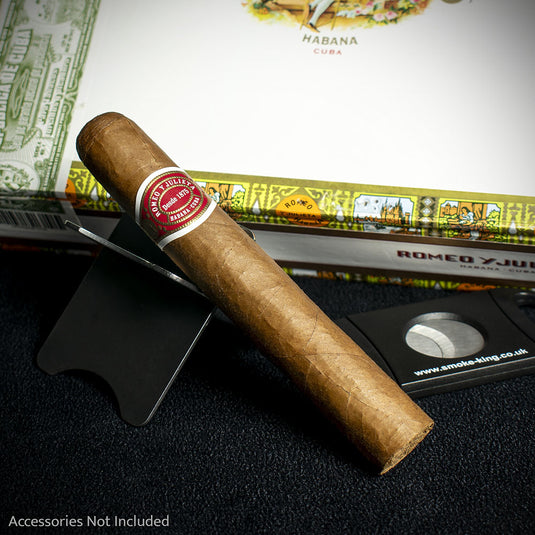 Romeo y Julieta Exhibicion No 4 Cuban Cigar