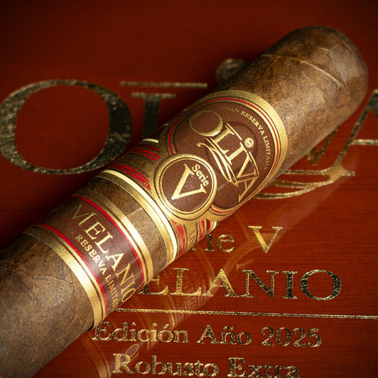 Oliva Serie V Melanio Robusto Extra LE 2025 -Single