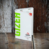 Gizeh | Super Fine '100' Magnetic Rolling Papers | Single Booklet 100 Papers (Green)