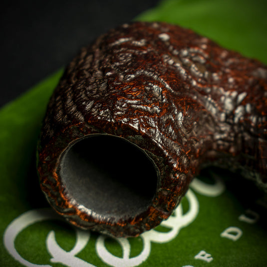 Peterson of Dublin St. Patrick's Day 2026 Sandblast Briar Pipe - Shape X220