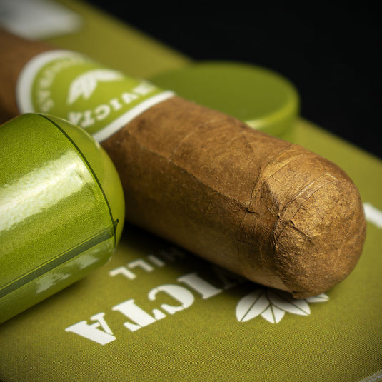 La Invicta Honduran Tubos Churchill Cigar - Single