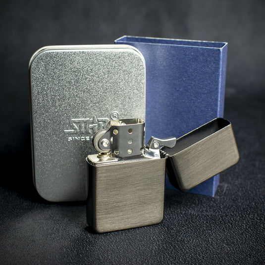 Star Petrol Lighter - Black Nickel
