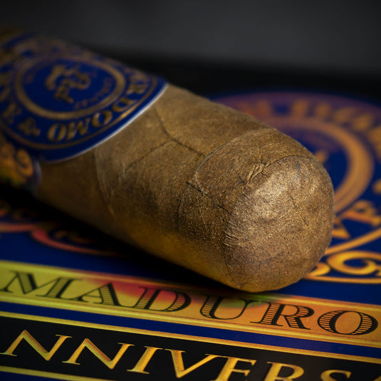 Perdomo 10th Anniversary Maduro Robusto Cigars - Box of 25