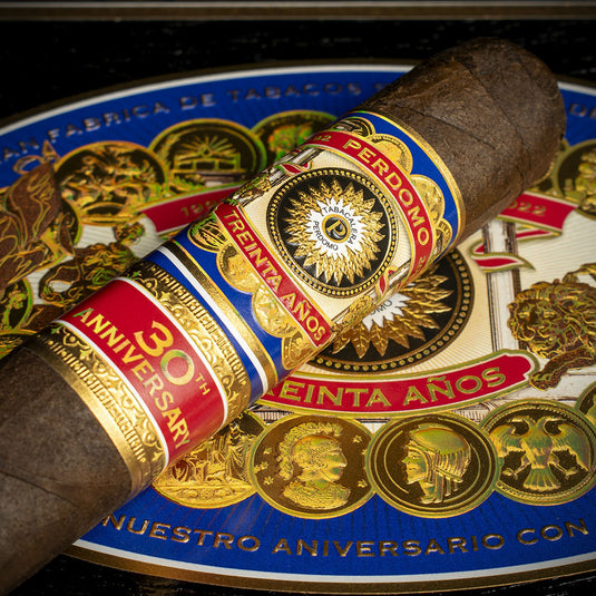 Perdomo 30th Anniversary Maduro Robusto Cigar - Single