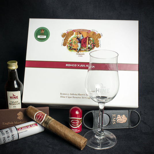 Romeo y Julieta Short Churchill Tubed Cuban Cigar & Hine Miniature - Gift Box