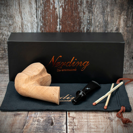 Erik Nording Signature Smooth Briar Pipe - No.13