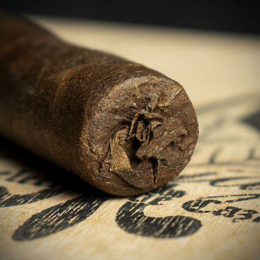 Tatuaje Reserva Petite Cazadores Cigar - Single