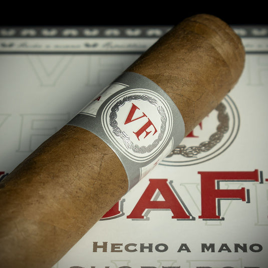 VegaFina Classic Short Robusto Cigars - Box of 25