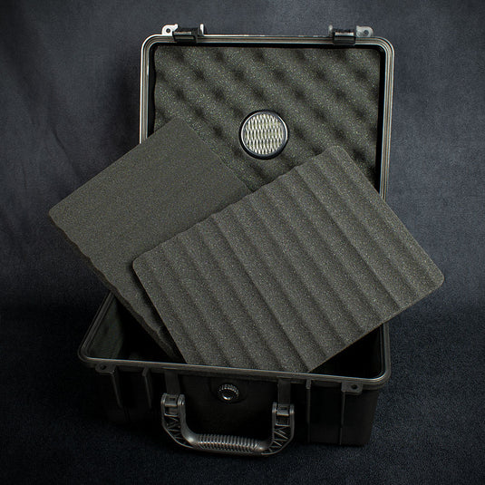 Sikarlan "Go Anywhere" Travel Humidor - 40 Cigar Capacity Black