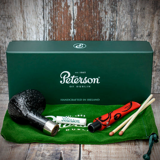 Dracula Sandblasted Briar Pipe By Peterson of Dublin - Shape No. 87