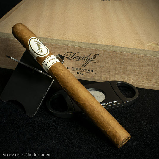 Box of 25 - Davidoff Signature No. 2 Cigar