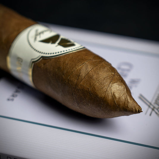 Single - Davidoff Winston Churchill The Traveller Belicoso Cigar