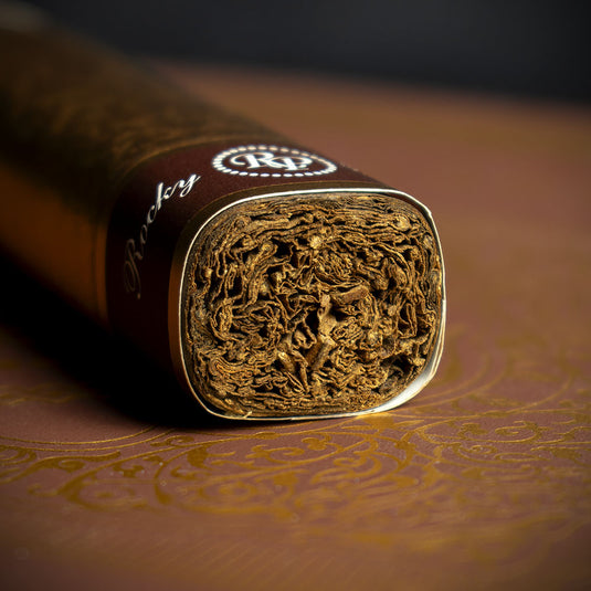 Rocky Patel Gold Label Robusto Cigar - Single
