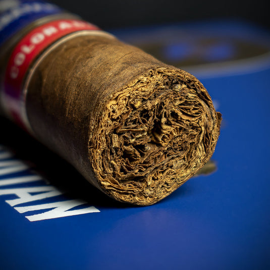 Charatan Nicaraguan Colorado Half Churchill Cigar - Single