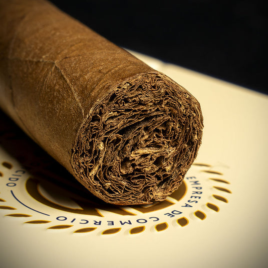 Tin of 5 EGM Petit Encanto Dominican Cigars