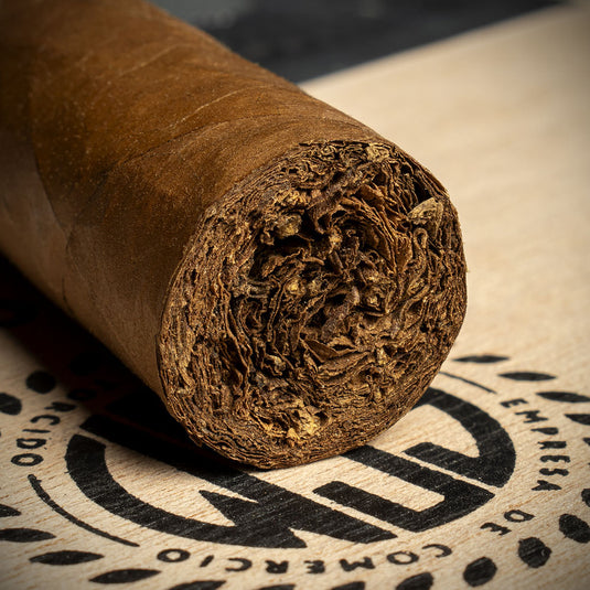 EGM Dominican Robusto Cigar - Single