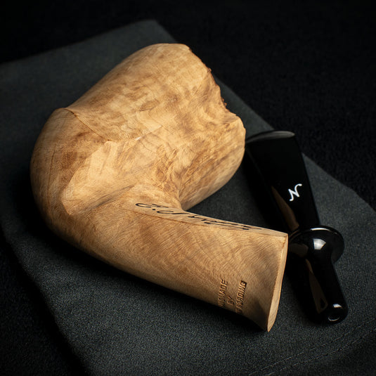 Erik Nording Signature Smooth Briar Pipe - No.13