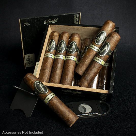 Single - Davidoff Escurio Robusto Cigar