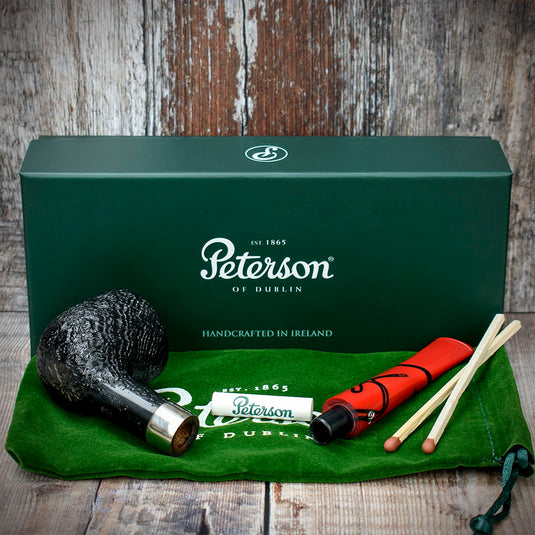 Dracula Sandblasted Briar Pipe By Peterson of Dublin - Shape No. 606