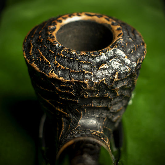 Aran Rusticated Briar Smoking Pipe By Peterson of Dublin - Shape No.B10
