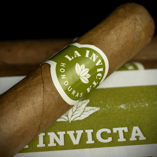 La Invicta Honduran Tres Petit Corona Cigars - Bundle of 25