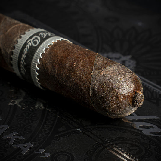 Dunbarton Tobacco & Trust Mi Querida Black Papa Saka Cigar - Single
