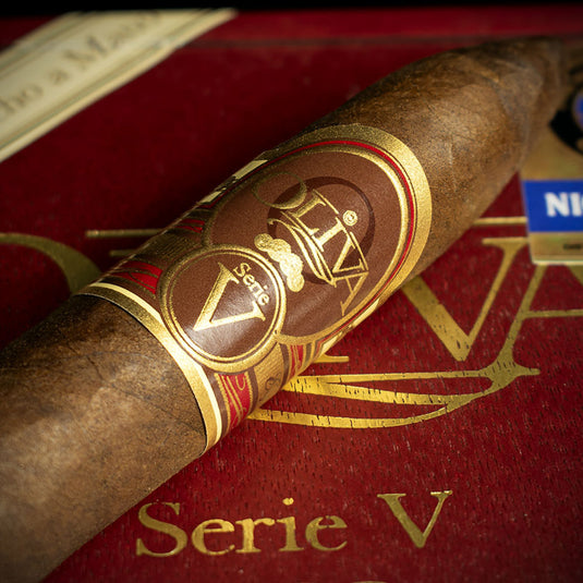 Oliva Serie V Belicoso Cigar - Single