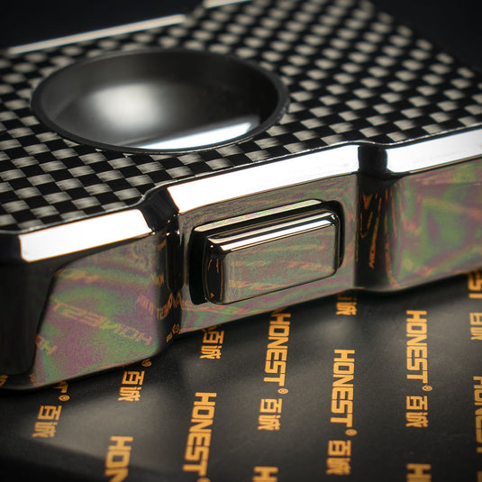 Honest "V" Cigar Cutter - Carbon Black