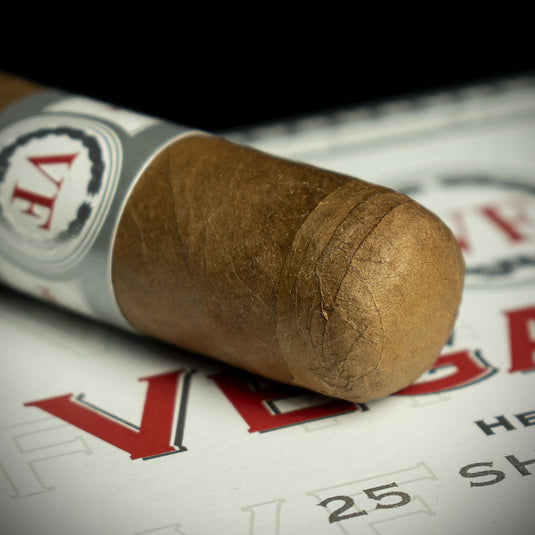 VegaFina Classic Short Robusto Cigar - Single