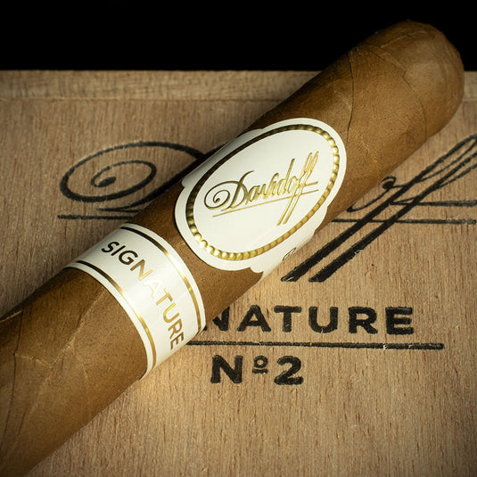 Box of 25 - Davidoff Signature No. 2 Cigar