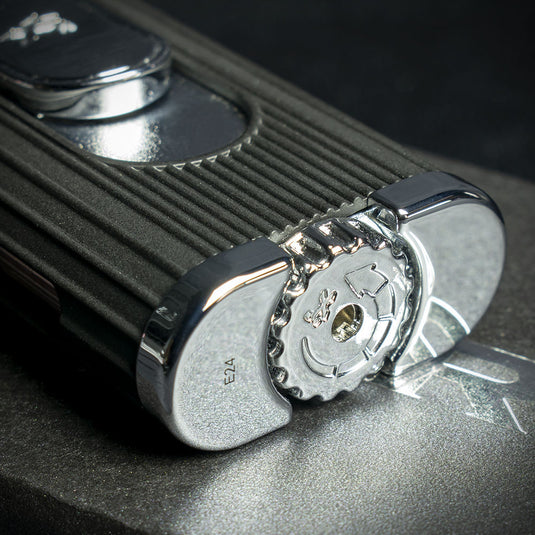 XiKar Hedron Hybrid Flame Cigar Lighter - Black/Chrome